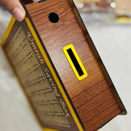 Umrah Saving Wooden Box