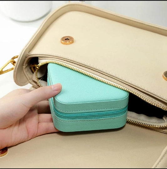 Portable PU Leather Jewelry Organizer Box