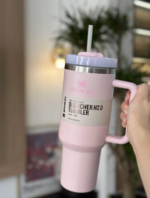Stanley Quencher H2.0 40oz Stainless Steel Tumbler