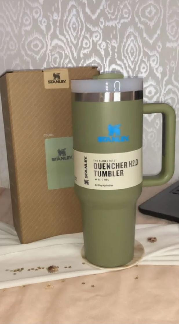 Stanley Quencher H2.0 40oz Stainless Steel Tumbler